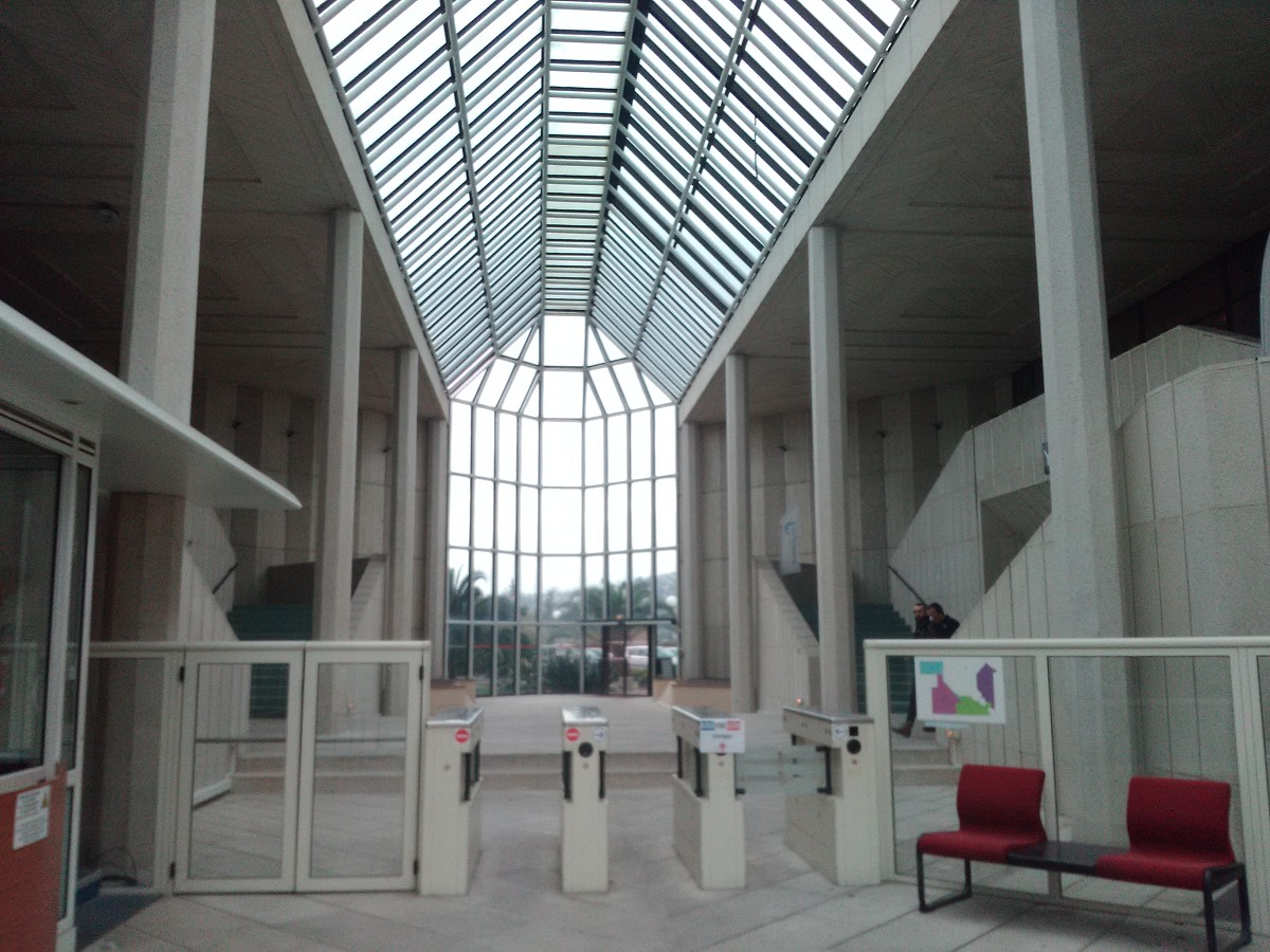 AZUREA COMMERCES   ENTREPRISES LOCATION-BUREAUX-CANNES_LA_BOCCA-06