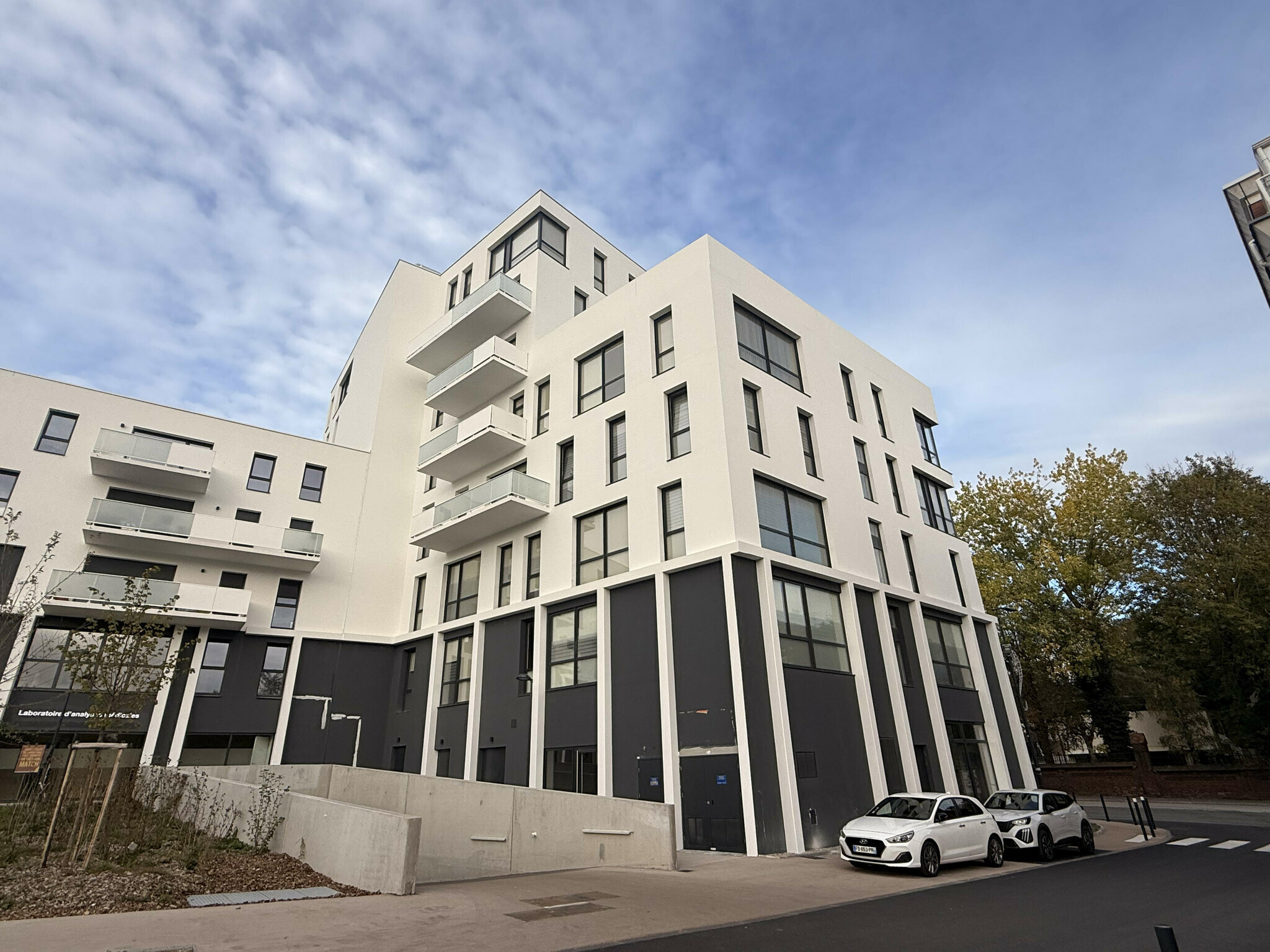 QUADRA TRANSACTION LOCATION-BUREAUX-LENS-62