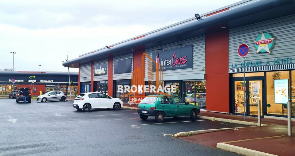 BROKERAGE RE LOCATION-LOCAL COMMERCIAL-PRINGY-77