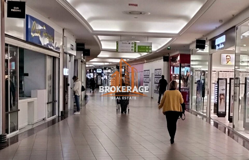 BROKERAGE RE LOCATION-LOCAL COMMERCIAL-VILLABE-91