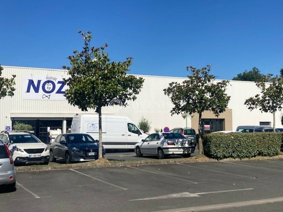 ADVENIS CONSEIL PERIGUEUX VENTE-LOCAL COMMERCIAL-BOULAZAC_ISLE_MANOIRE-24