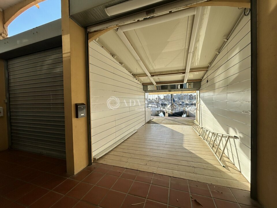 ADVENIS CONSEIL NARBONNE LOCATION-LOCAL COMMERCIAL-GRUISSAN-11