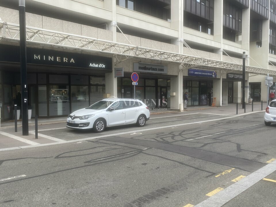 ADVENIS CONSEIL IDF OUEST LOCATION-LOCAL COMMERCIAL-MONTIGNY_LE_BRETONNEUX-78