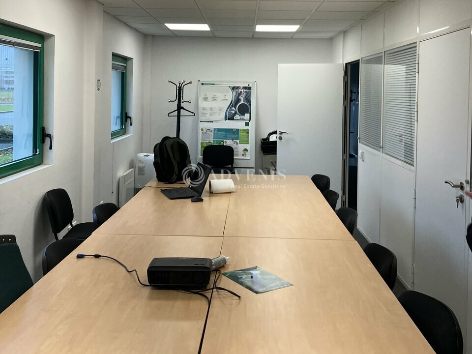 ADVENIS CONSEIL BOURGES VENTE-BUREAUX-LE_SUBDRAY-18