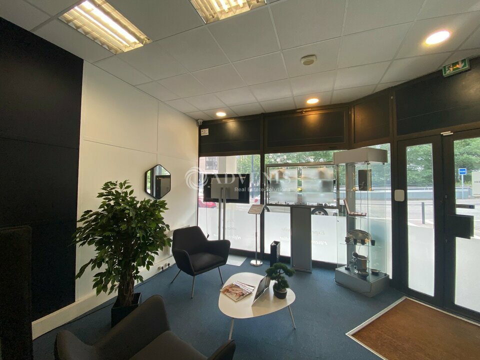 ADVENIS CONSEIL IDF OUEST LOCATION-LOCAL COMMERCIAL-MONTIGNY_LE_BRETONNEUX-78