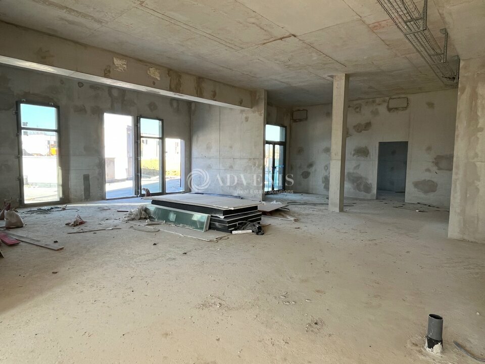 ADVENIS CONSEIL IDF EST VENTE-LOCAL COMMERCIAL-SERRIS-77