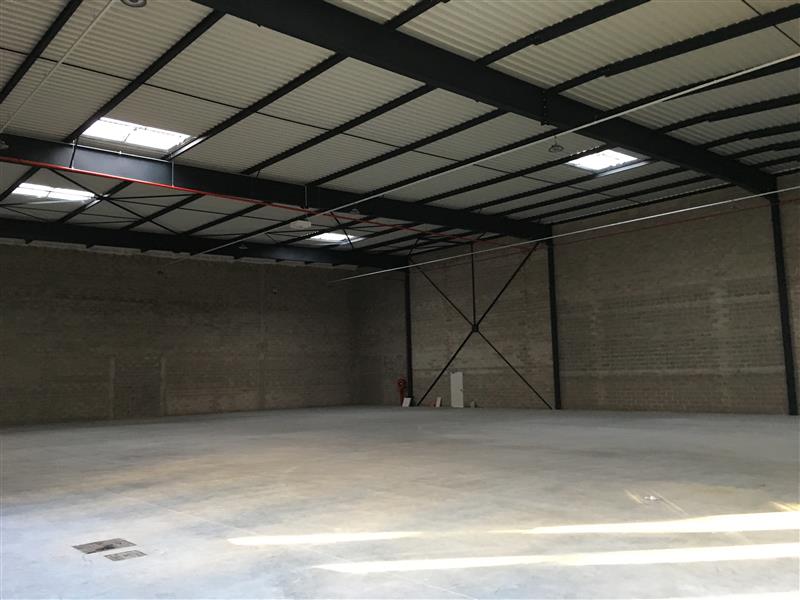 ADVENIS CONSEIL IDF OUEST LOCATION-ENTREPOT-MAUREPAS-78