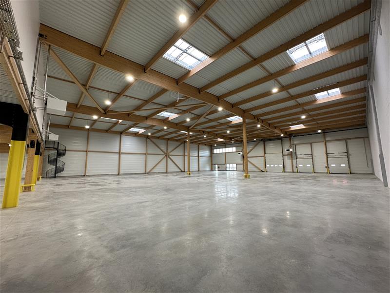 ADVENIS CONSEIL IDF EST LOCATION-ENTREPOT-LOUVRES-95