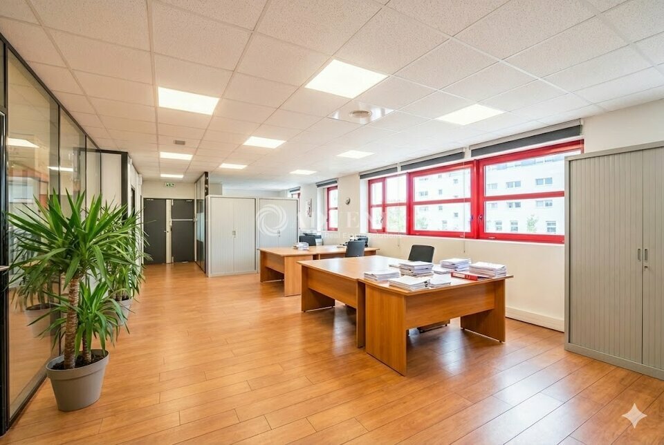 ADVENIS CONSEIL PARIS RG 92-94 VENTE-BUREAUX-LA_PLAINE_SAINT_DENIS-93