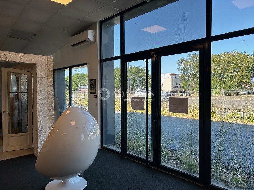 ADVENIS CONSEIL TOURS LOCATION-LOCAL COMMERCIAL-VEIGNE-37