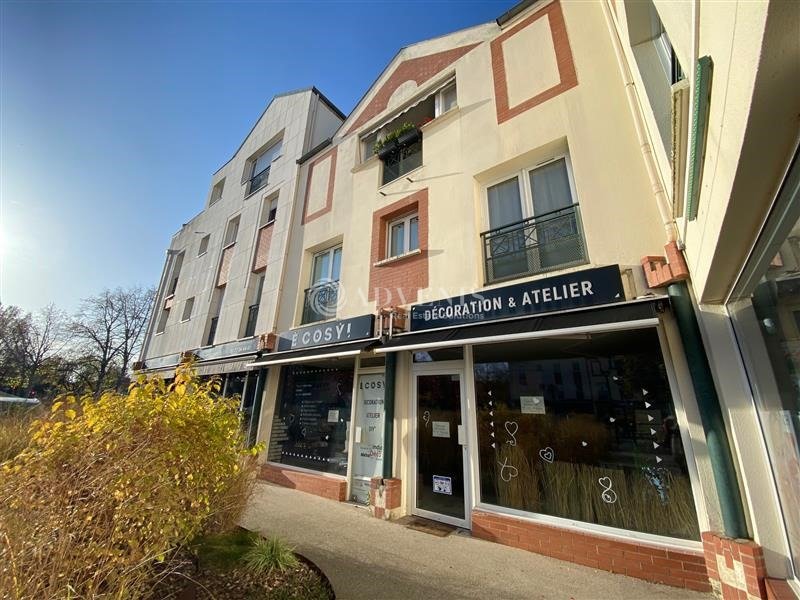 ADVENIS CONSEIL IDF OUEST LOCATION-LOCAL COMMERCIAL-VOISINS_LE_BRETONNEUX-78