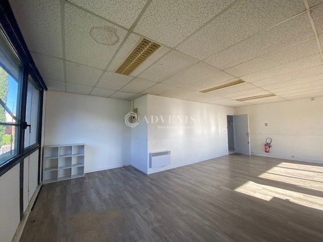 ADVENIS CONSEIL IDF OUEST LOCATION-BUREAUX-VOISINS_LE_BRETONNEUX-78