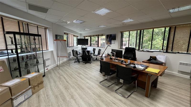 ADVENIS CONSEIL IDF EST LOCATION-BUREAUX-CHAMPS_SUR_MARNE-77