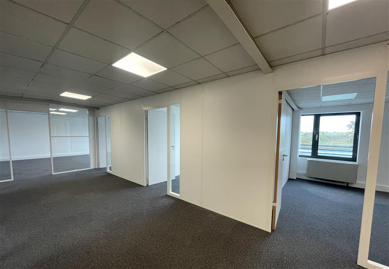 ADVENIS CONSEIL IDF EST LOCATION-BUREAUX-LE_THILLAY-95