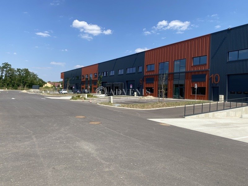 ADVENIS CONSEIL IDF OUEST LOCATION-ENTREPOT-SAINT_OUEN_L'AUMONE-95