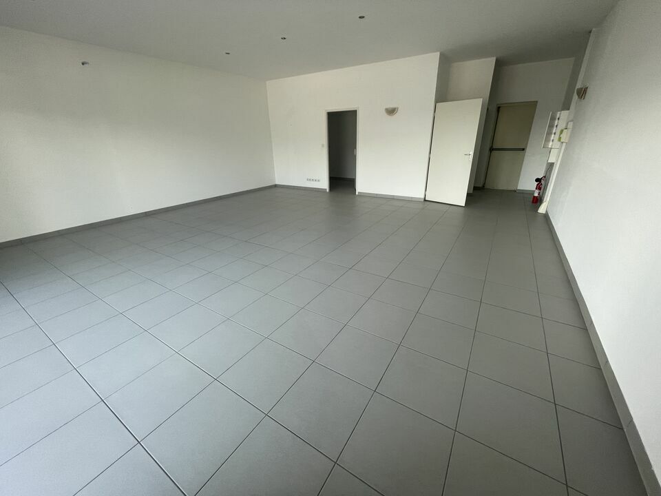 INCITUS LOCATION-LOCAL COMMERCIAL-AGEN-47