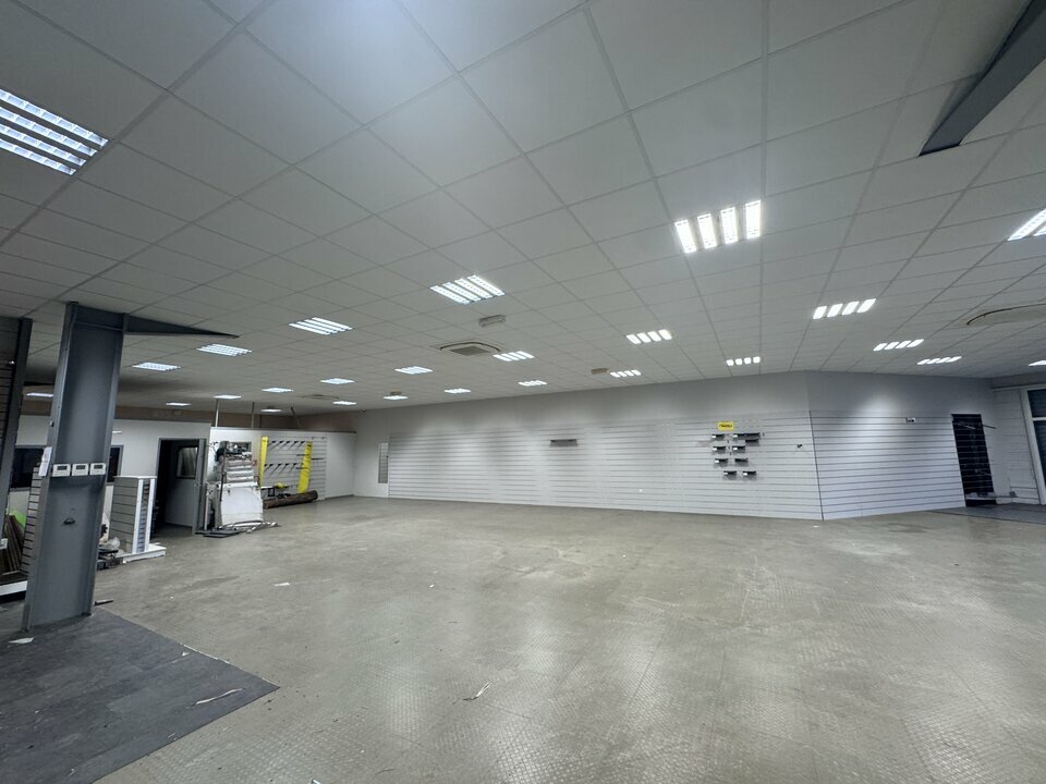 INCITUS VENTE-LOCAL COMMERCIAL-BOE-47
