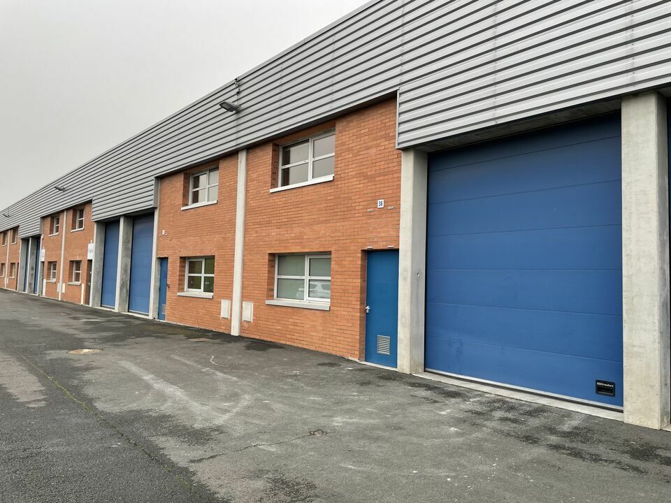 FRANCE LOCAUX LOCATION-ENTREPOT-CHAMBLY-60