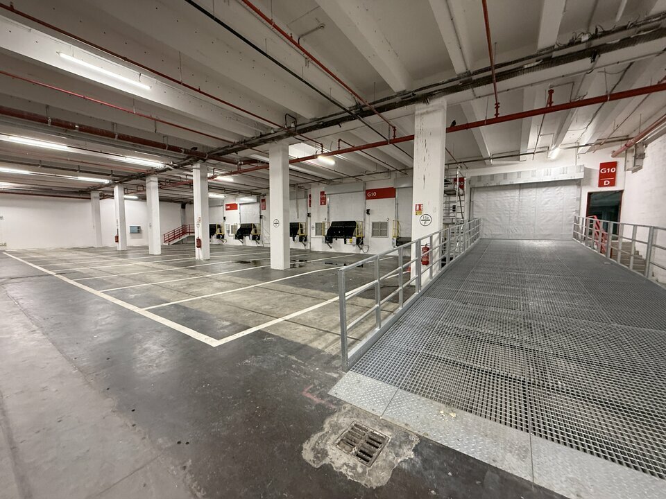 FRANCE LOCAUX LOCATION-ENTREPOT-PARIS-75