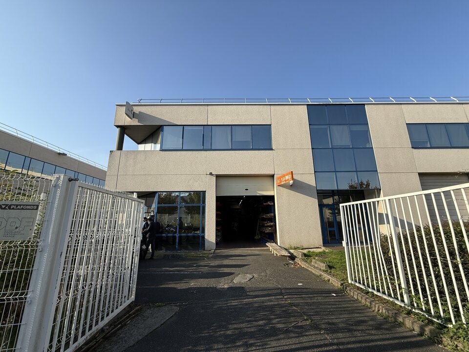 FRANCE LOCAUX LOCATION-ENTREPOT-GENNEVILLIERS-92
