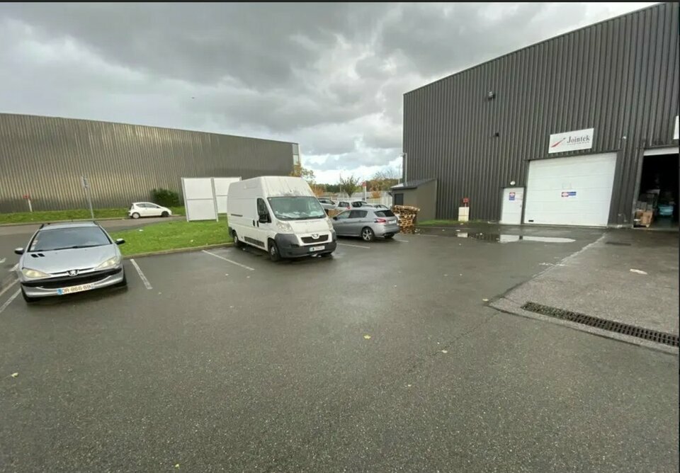 FRANCE LOCAUX LOCATION-LOCAL D'ACTIVITE-STAINS-93