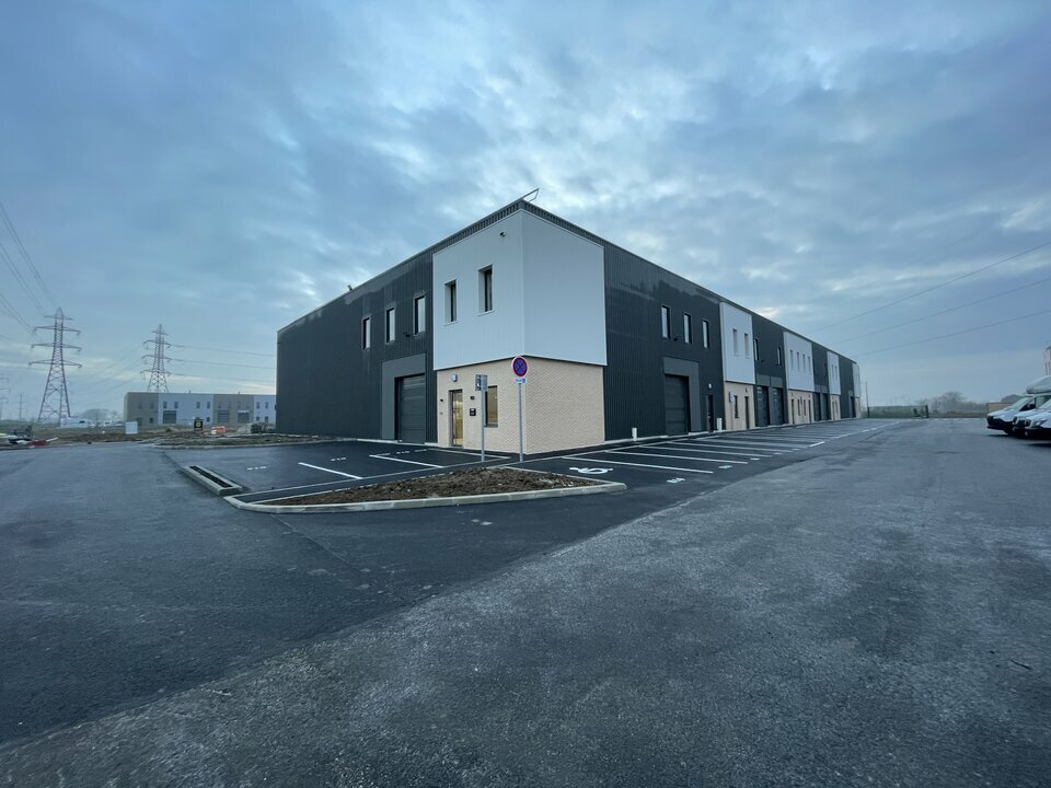 FRANCE LOCAUX VENTE-LOCAL D'ACTIVITE-PERSAN-95