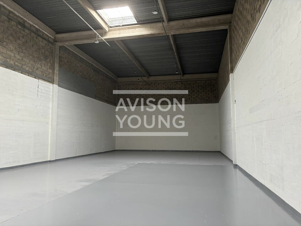 AVISON YOUNG LOCATION-LOCAL D'ACTIVITE-GENNEVILLIERS-92