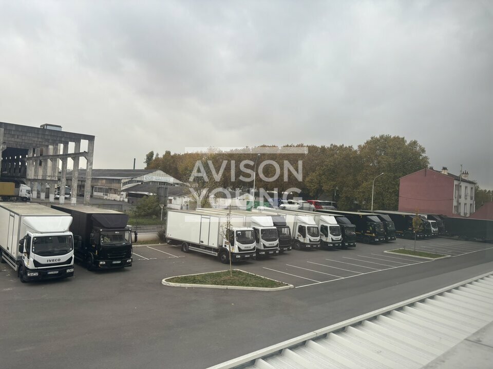AVISON YOUNG LOCATION-LOCAL D'ACTIVITE-GENNEVILLIERS-92