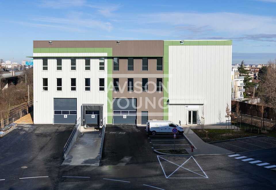 AVISON YOUNG LOCATION-LOCAL D'ACTIVITE-BONDY-93