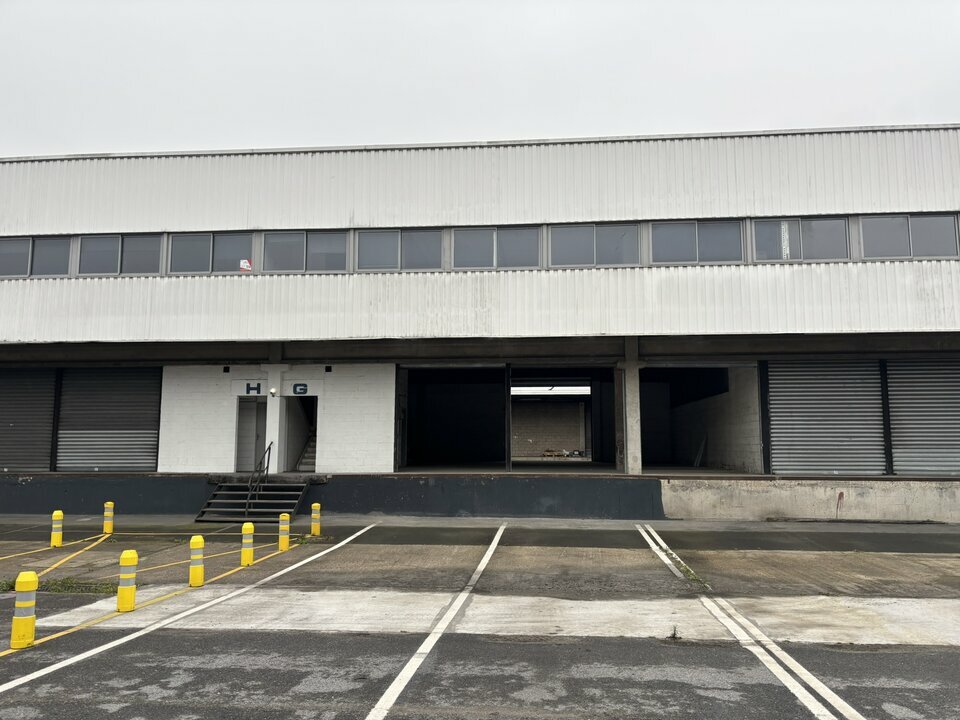 AVISON YOUNG LOCATION-LOCAL D'ACTIVITE-AULNAY-SOUS-BOIS-93