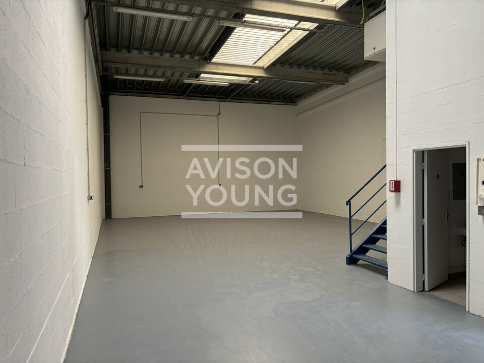 AVISON YOUNG LOCATION-LOCAL D'ACTIVITE-CHAMBLY-60