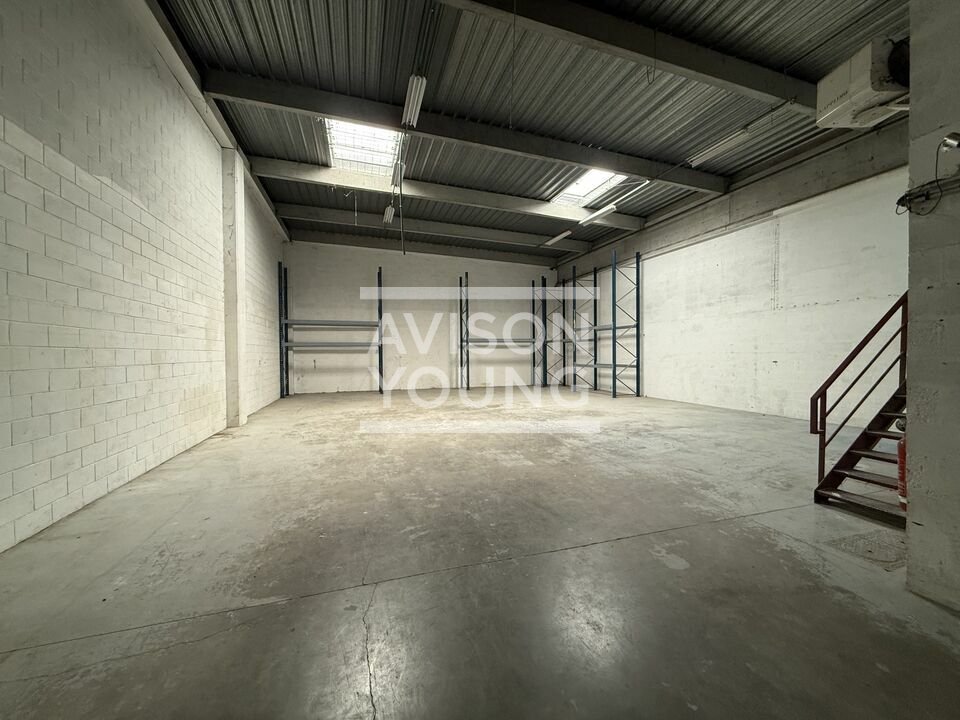 AVISON YOUNG LOCATION-LOCAL D'ACTIVITE-VILLEPINTE-93