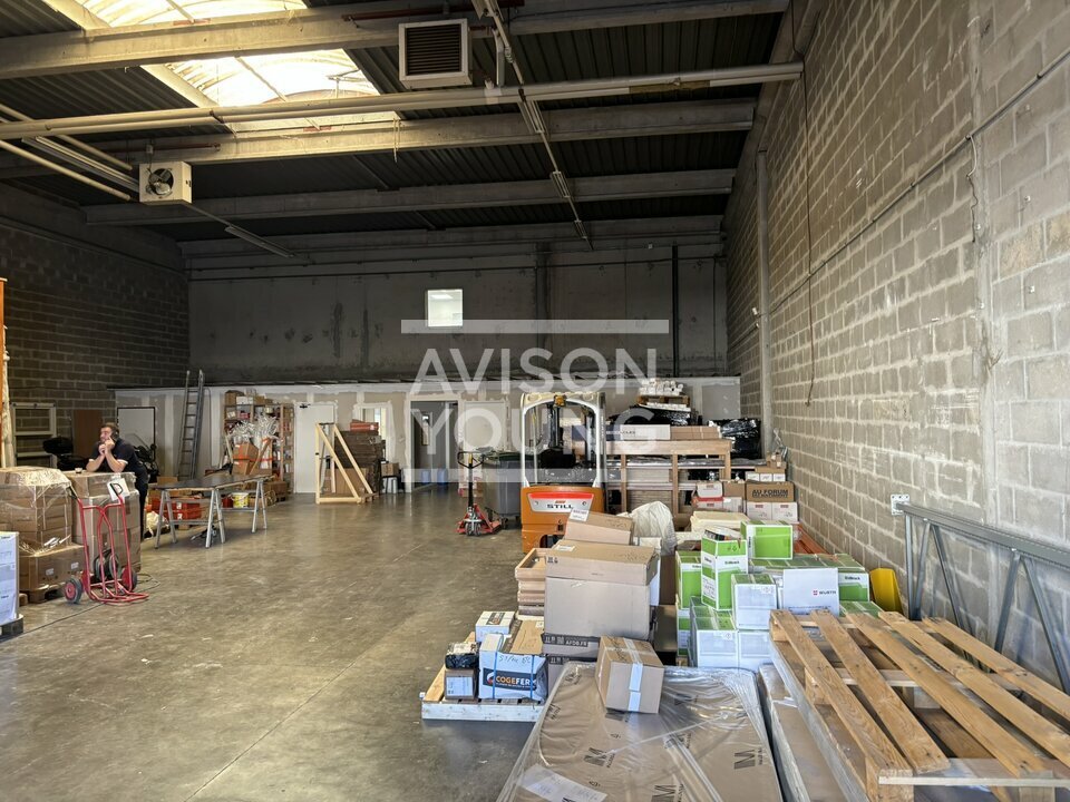 AVISON YOUNG LOCATION-LOCAL D'ACTIVITE-GENNEVILLIERS-92