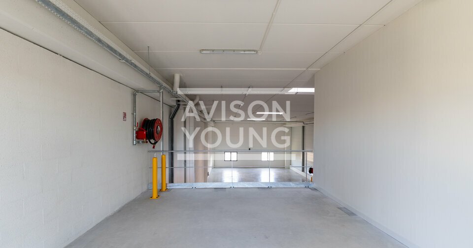 AVISON YOUNG LOCATION-LOCAL D'ACTIVITE-BONDY-93