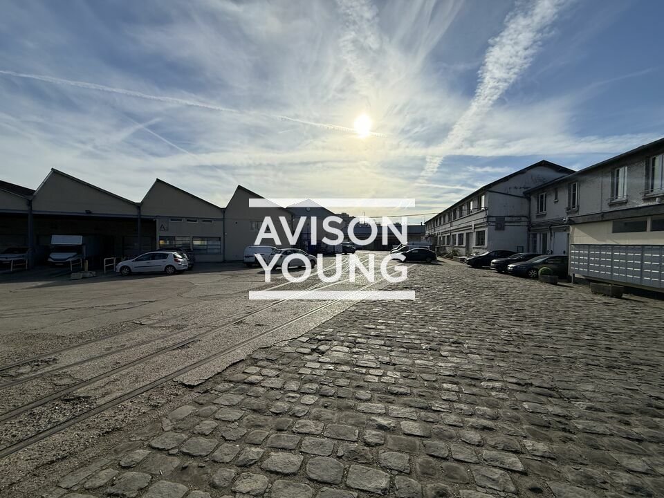 AVISON YOUNG LOCATION-LOCAL D'ACTIVITE-SAINT-DENIS-93