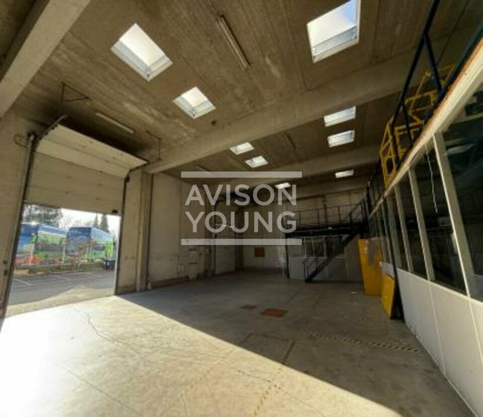 AVISON YOUNG LOCATION-LOCAL D'ACTIVITE-VITRY-SUR-SEINE-94