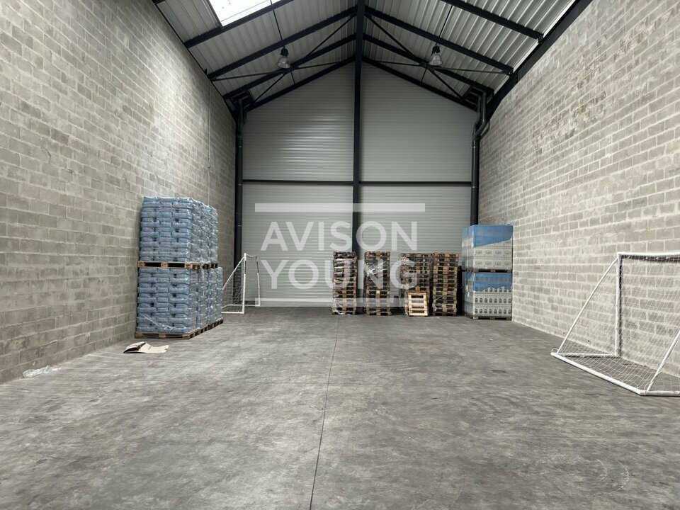 AVISON YOUNG LOCATION-LOCAL D'ACTIVITE-CORMEILLES-EN-PARISIS-95
