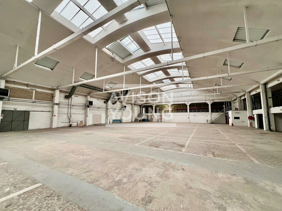 AVISON YOUNG LOCATION-LOCAL D'ACTIVITE-LA_COURNEUVE-93