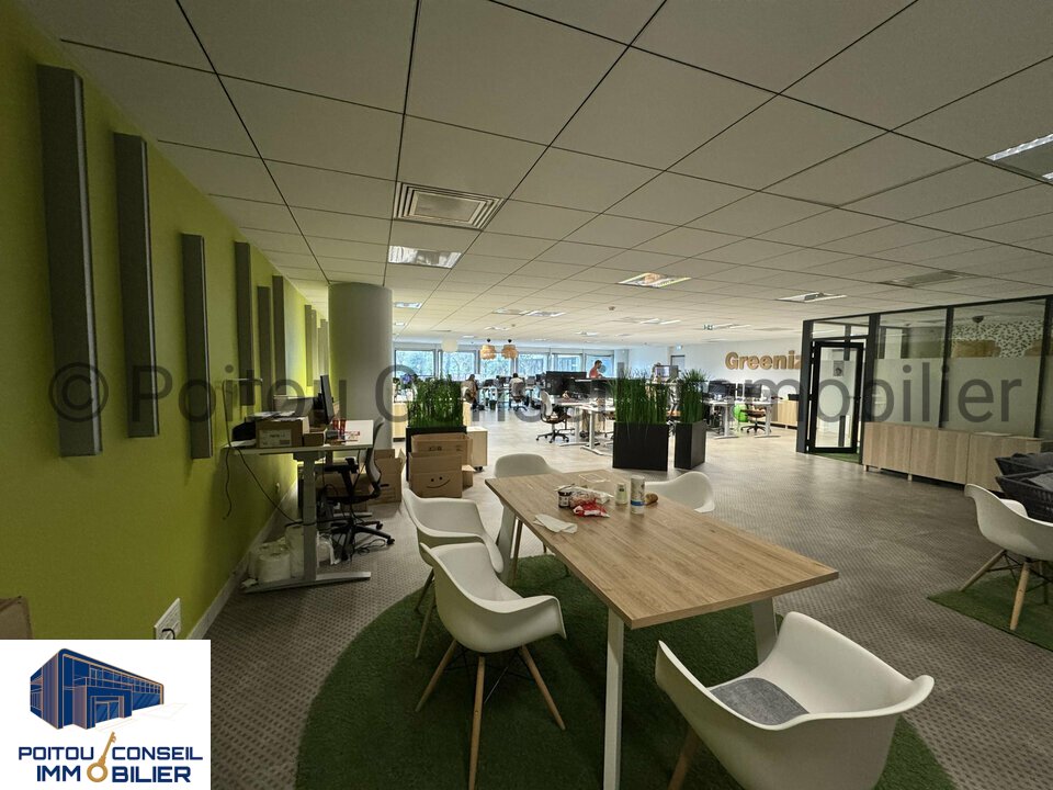 POITOU CONSEIL IMMOBILIER LOCATION-BUREAUX-NIORT-79