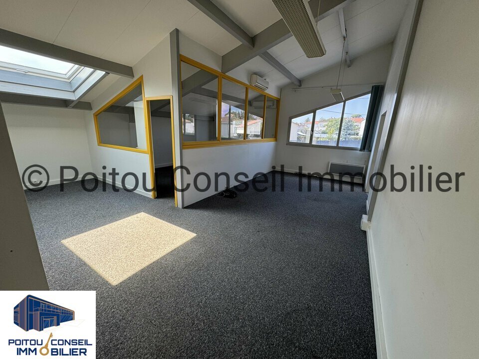 POITOU CONSEIL IMMOBILIER LOCATION-BUREAUX-NIORT-79