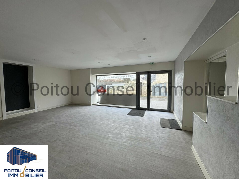 POITOU CONSEIL IMMOBILIER LOCATION-LOCAL COMMERCIAL-ECHIRE-79