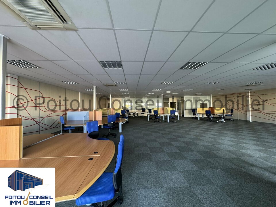 POITOU CONSEIL IMMOBILIER LOCATION-BUREAUX-ECHIRE-79