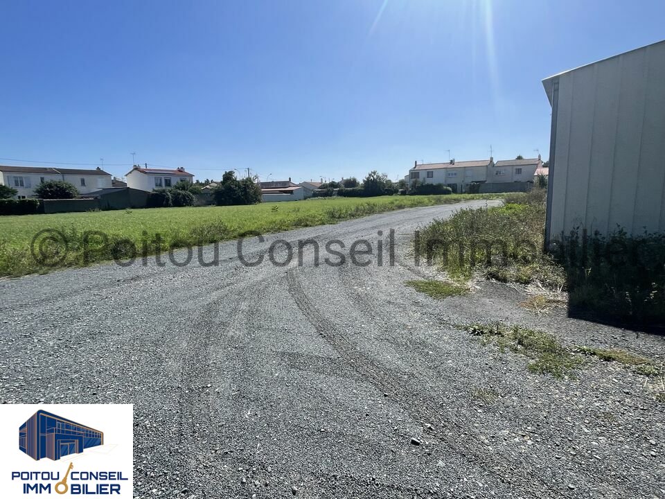 POITOU CONSEIL IMMOBILIER VENTE-TERRAIN-FONTENAY-LE-COMTE-85