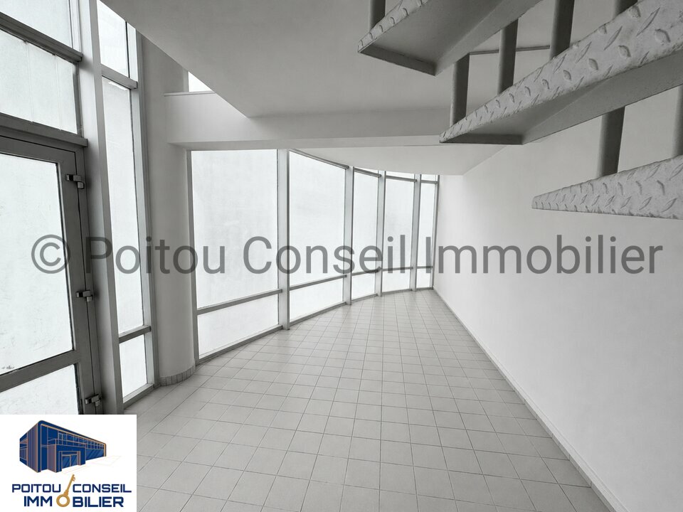POITOU CONSEIL IMMOBILIER LOCATION-BUREAUX-NIORT-79