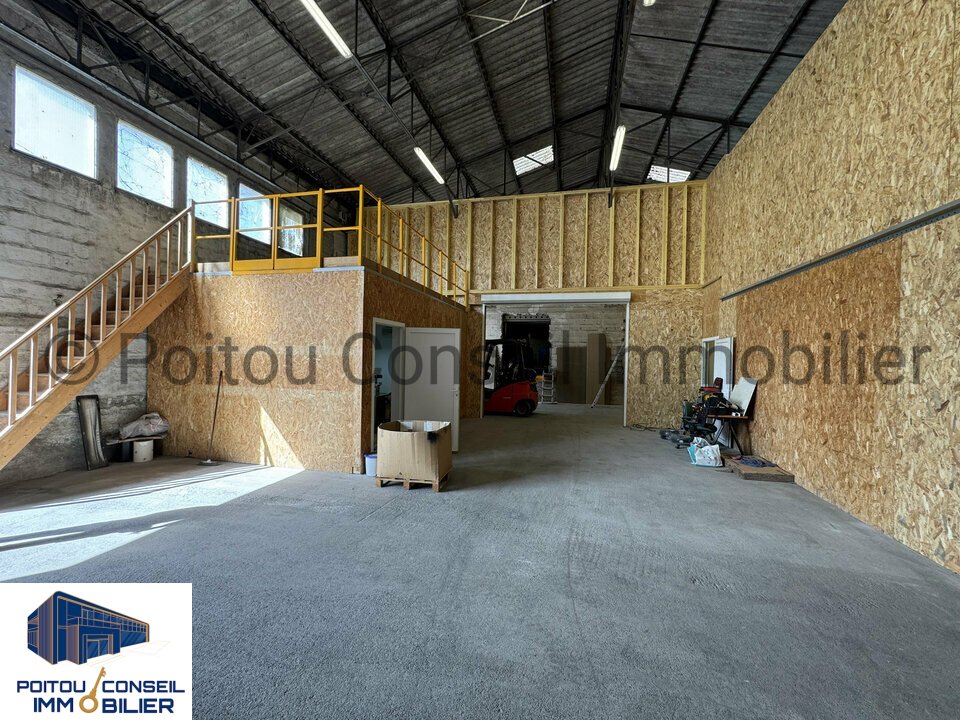 POITOU CONSEIL IMMOBILIER LOCATION-ENTREPOT-NIORT-79