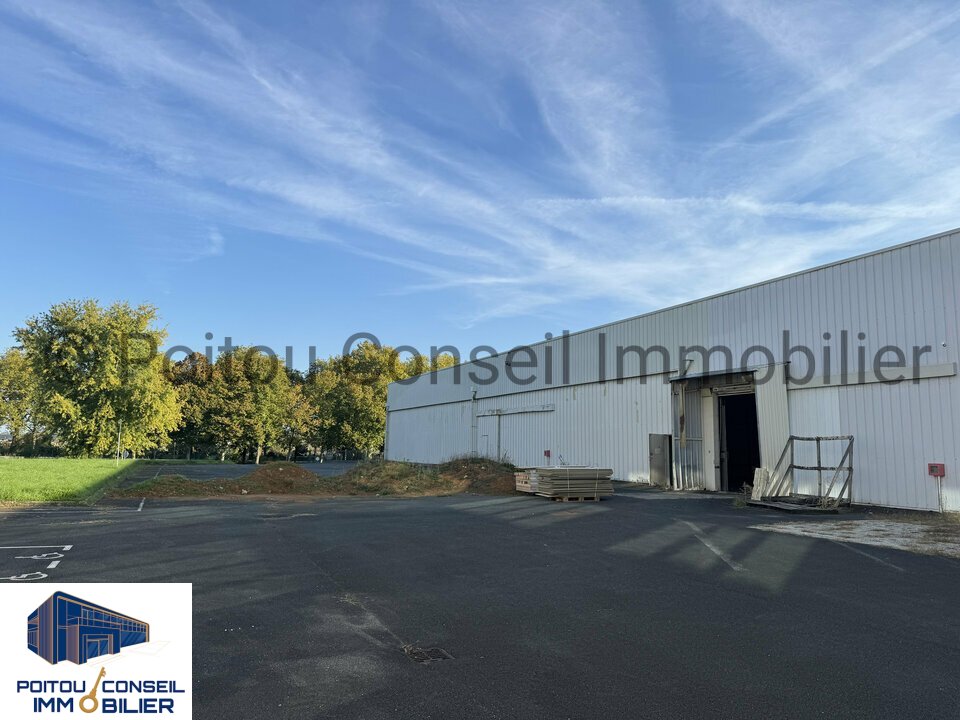 POITOU CONSEIL IMMOBILIER LOCATION-ENTREPOT-CHAURAY-79