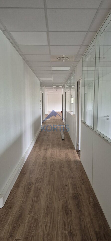 KORTIS LOCATION-BUREAUX-BRON-69