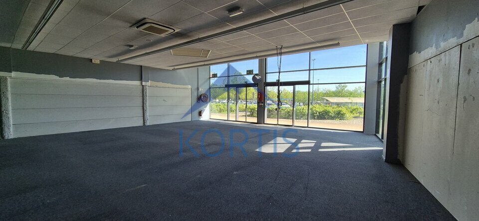 KORTIS LOCATION-LOCAL COMMERCIAL-MACON-71
