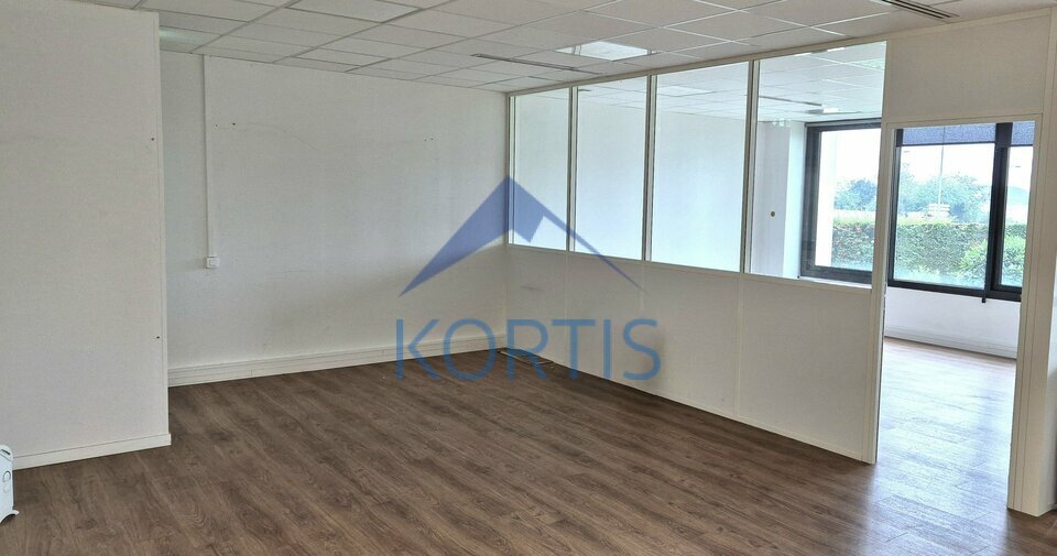KORTIS LOCATION-BUREAUX-BRON-69