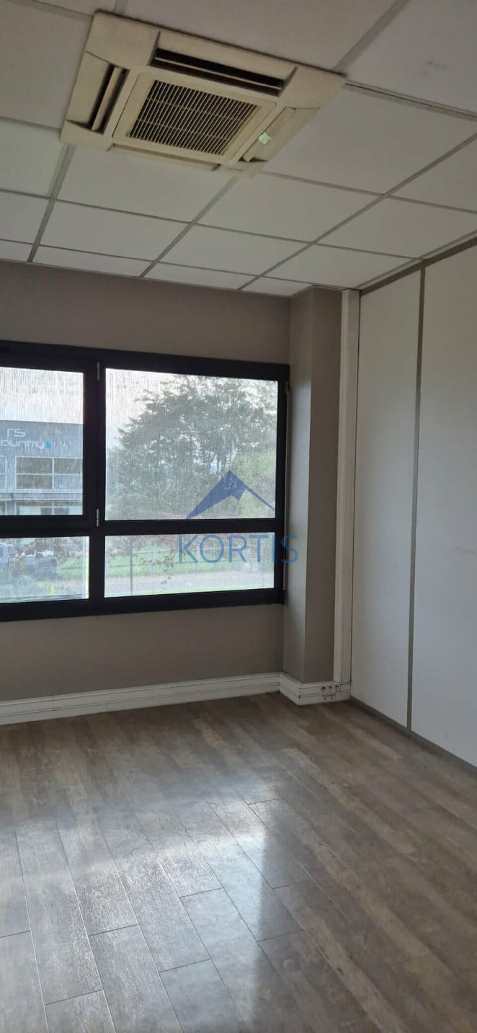 KORTIS LOCATION-BUREAUX-LIMAS-69